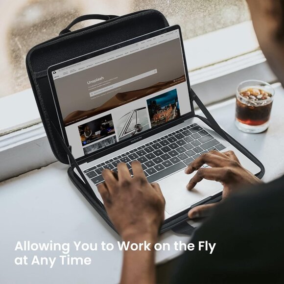 Laptop Shoulder Bag for 16-inch New MacBook Pro M3/M2/M1 - Picture 2 of 7